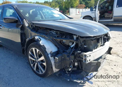 2016 Nissan Altima 2.5 Sr из США, поврежденный, VIN 1N4AL3AP2GC222076